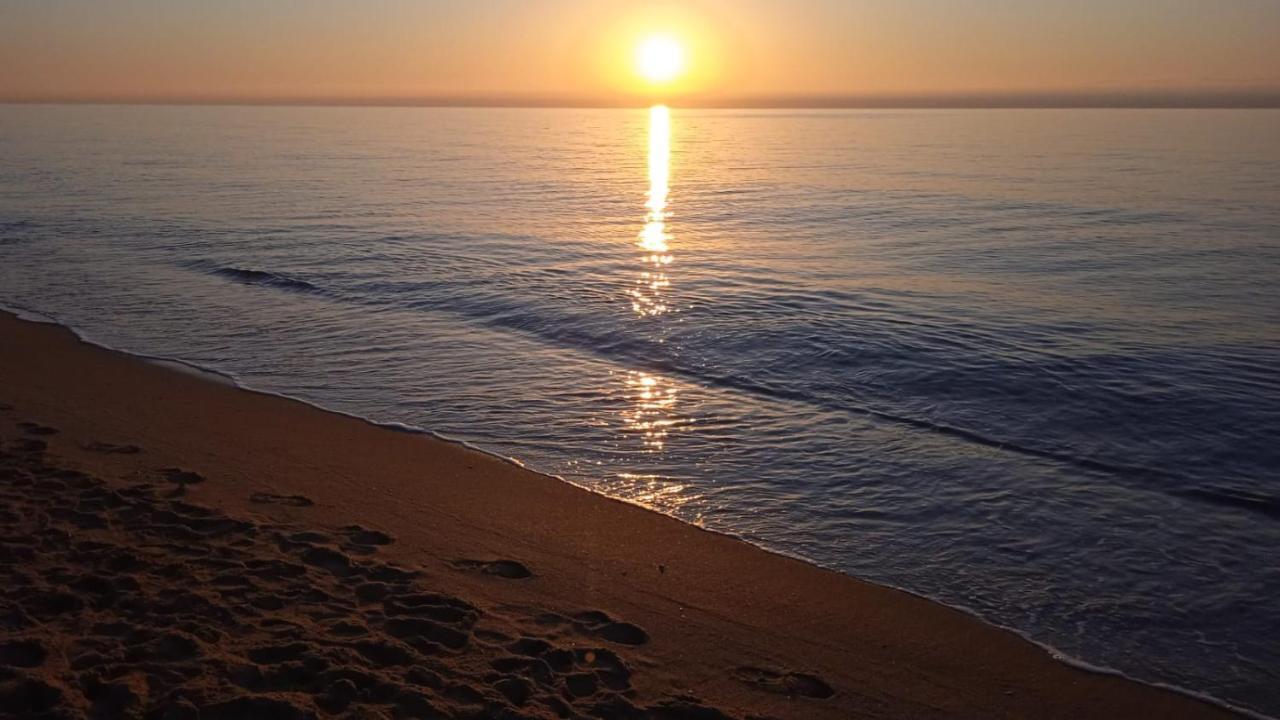 Encantador Apto En La Playa Комаруга Екстериор снимка